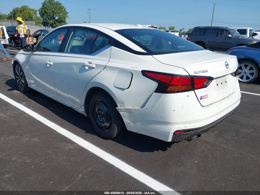 Vin: 1n4bl4cvxmn367582, lot: 46308264, nissan altima sr fwd 20213