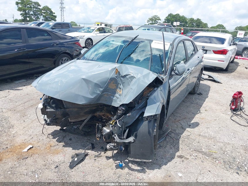 2022 HYUNDAI ELANTRA auction photo 6