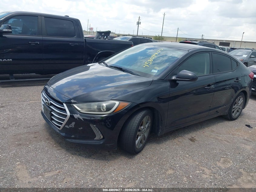 2017 HYUNDAI ELANTRA auction photo 2