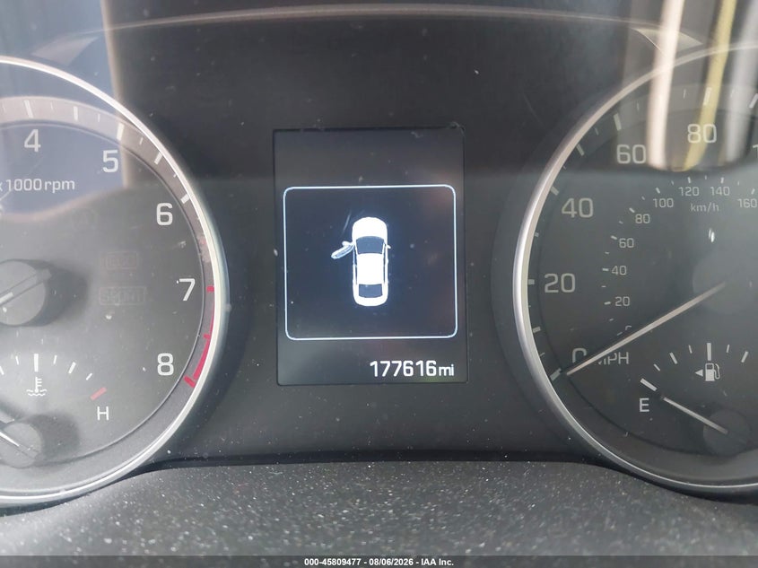 2017 HYUNDAI ELANTRA auction photo 7