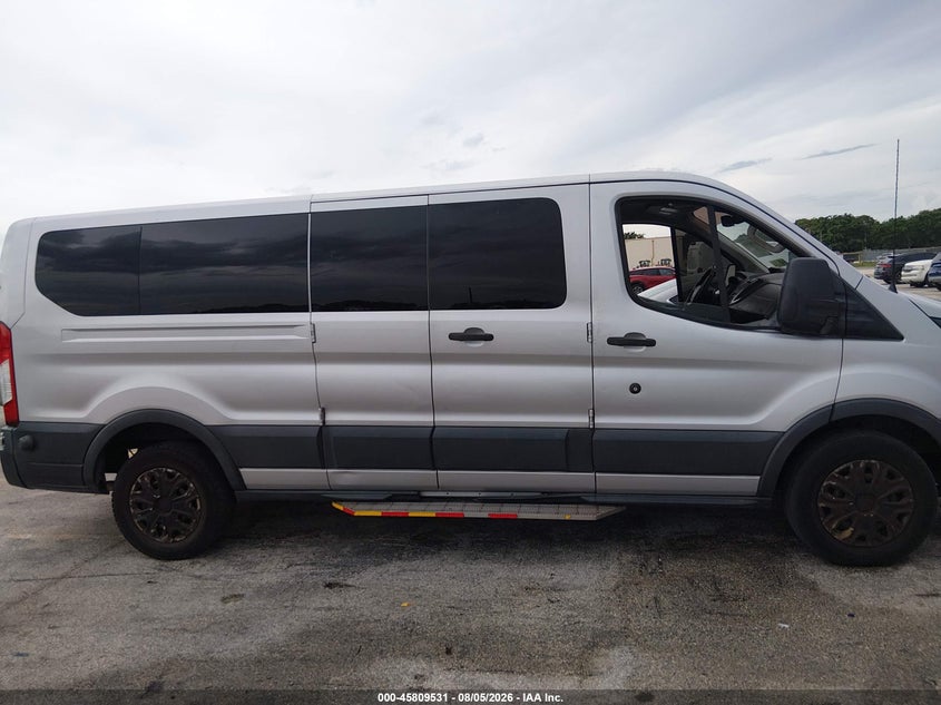 2016 FORD TRANSIT-350 auction photo 6
