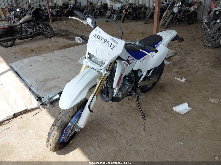 SUZUKI DR-Z400 2023