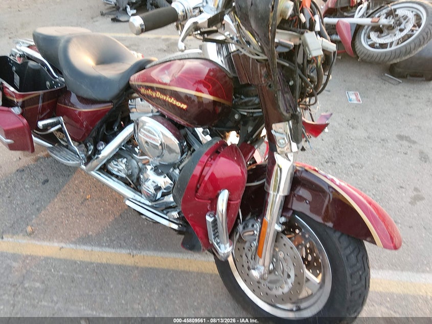 HARLEY-DAVIDSON FLHTCSE2 2005