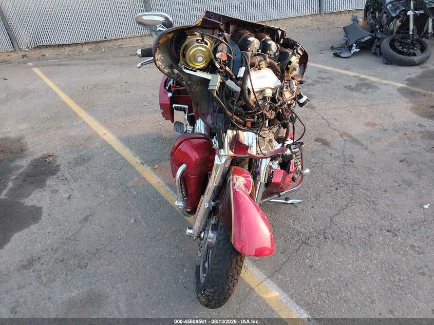 HARLEY-DAVIDSON FLHTCSE2 2005