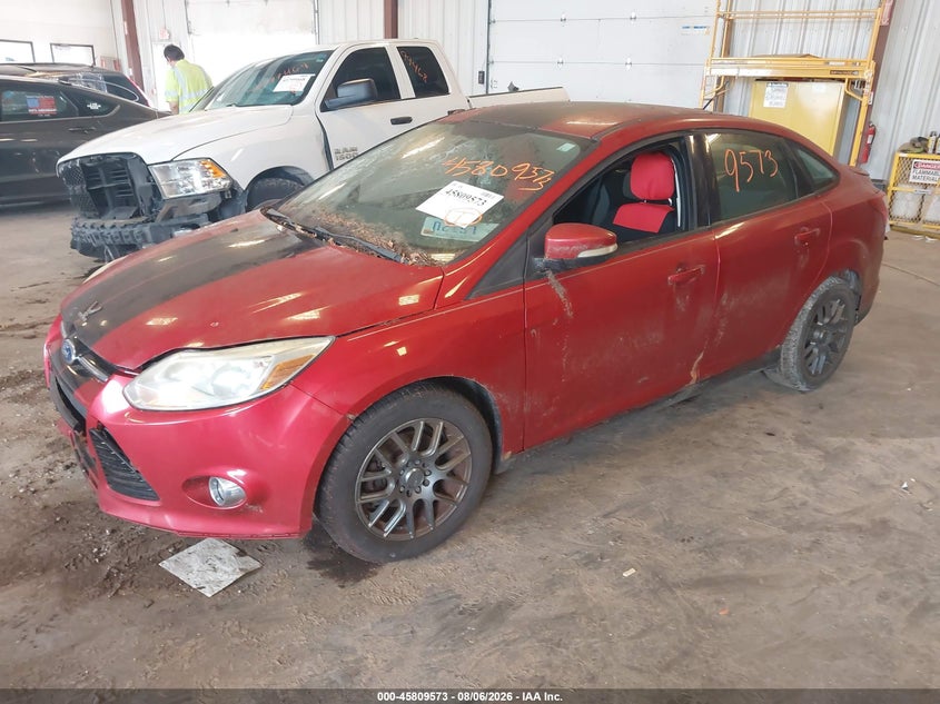 Vin: 1fahp3f24cl311965, lot: 46308419, ford focus se 20122