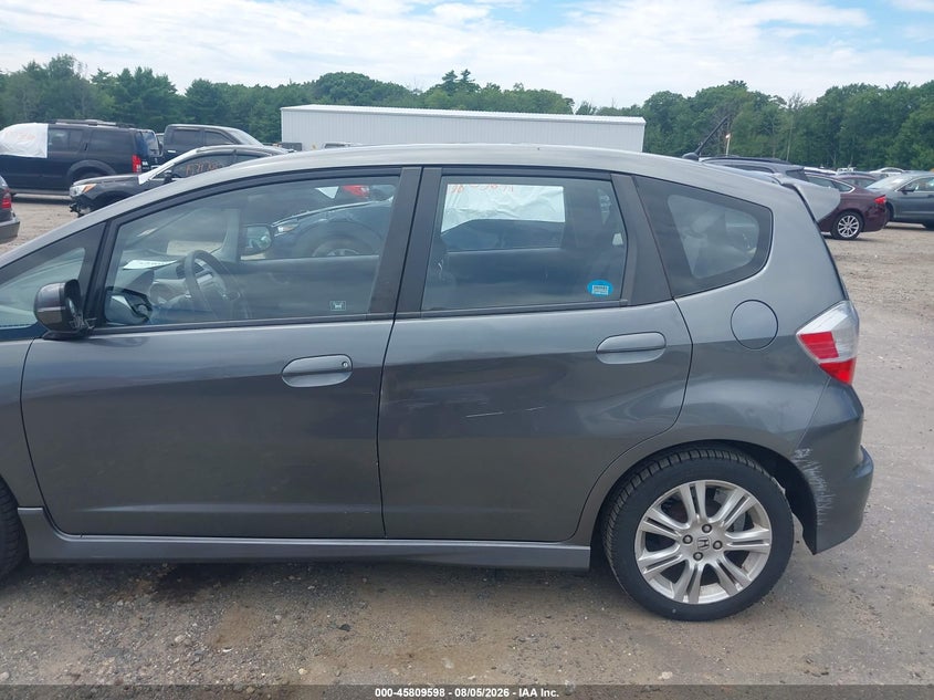 HONDA FIT 2011 VIN JHMGE8H53BC009659
