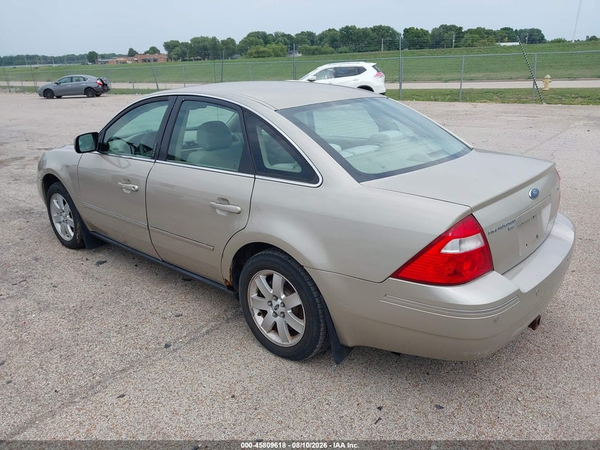 2005 FORD FIVE HUNDRED auction photo 3