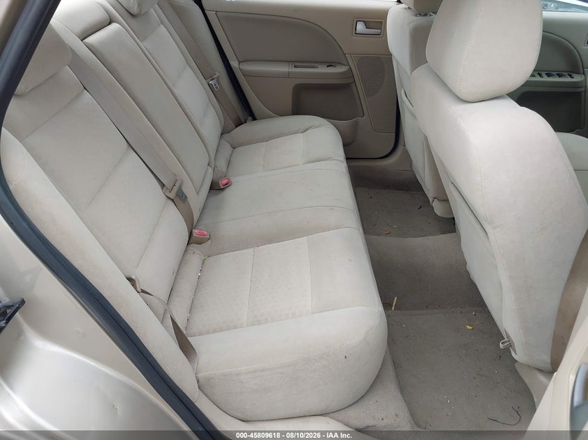 2005 FORD FIVE HUNDRED auction photo 8