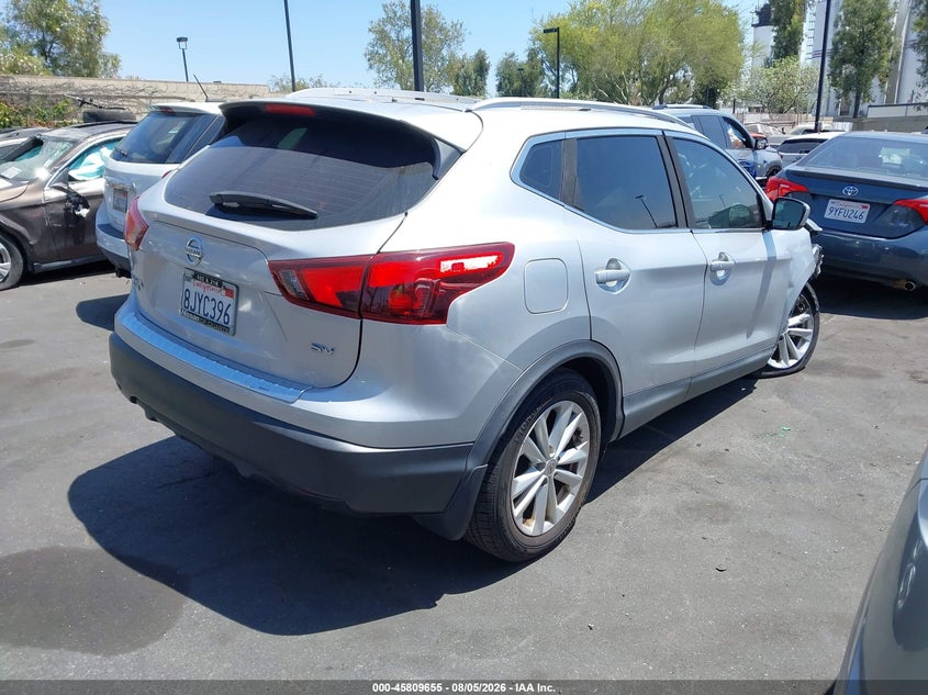 Vin: jn1bj1cp4hw030800, lot: 46308501, nissan rogue sport sv 20174