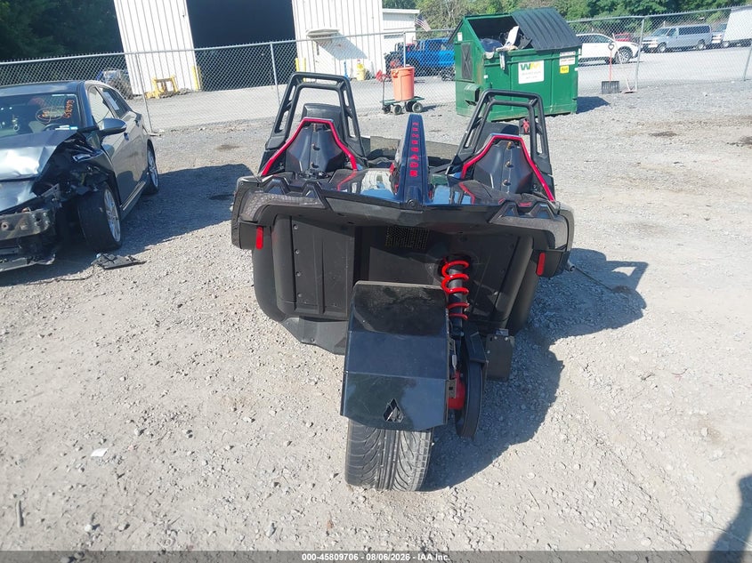 2016 POLARIS SLINGSHOT auction photo 6