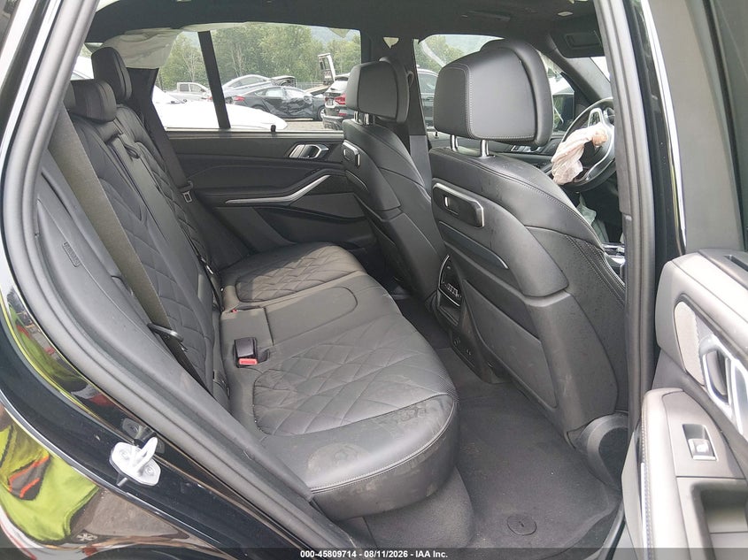 BMW X5 - zdjęcie 8