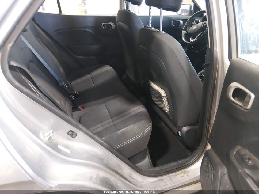 2023 HYUNDAI VENUE auction photo 8