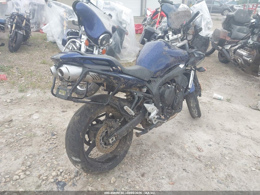 YAMAHA FZ6 2009