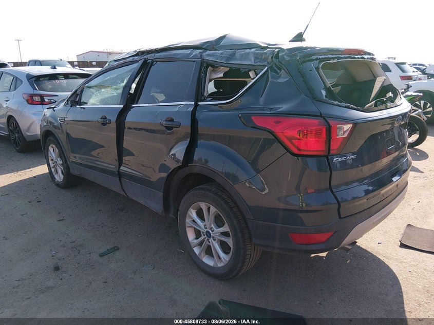 Vin: 1fmcu0gd6kuc35889, lot: 46308579, ford escape se 20193