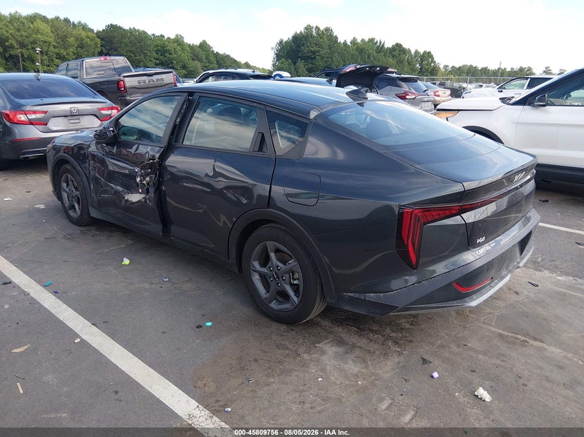 Vin: 3kpft4de1te282711, lot: 46308602, kia k4 lxs 20263
