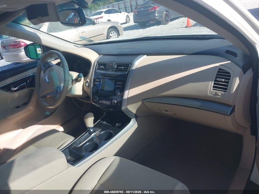 2014 NISSAN ALTIMA auction photo 5