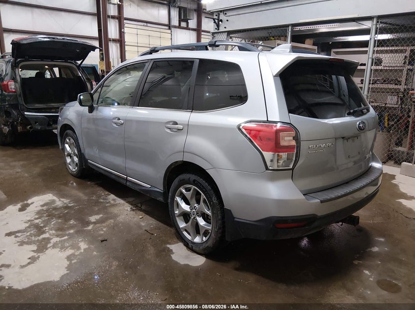 Vin: jf2sjawc3hh429788, lot: 46308702, subaru forester 2.5i touring 20173
