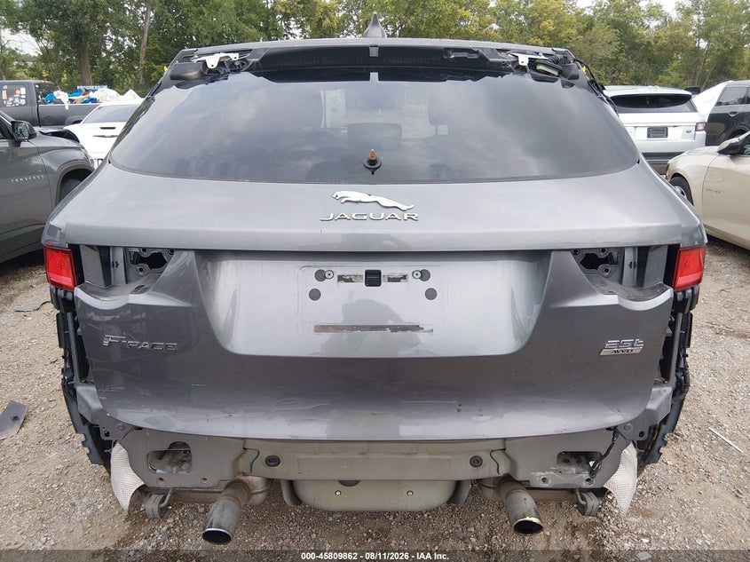 JAGUAR F-PACE - zdjęcie 17