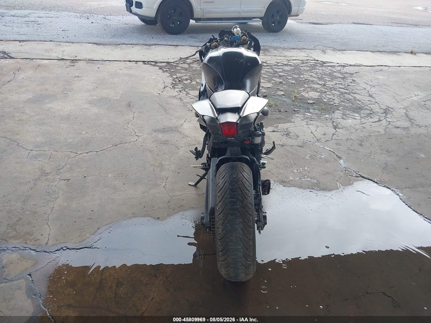 2025 YAMAHA YZFR7 auction photo 6