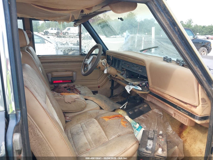 1988 JEEP GRAND WAGONEER auction photo 5