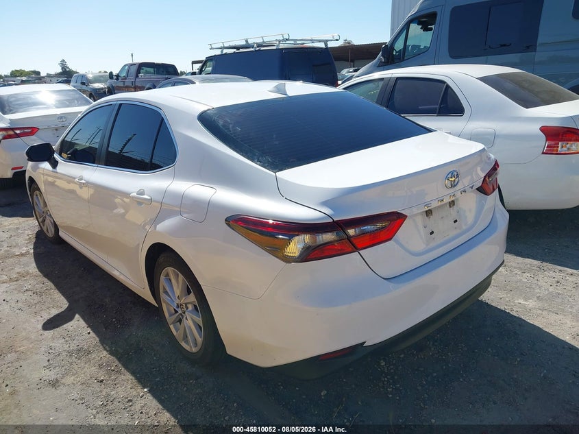 Vin: 4t1c11ak0nu632461, lot: 46308898, toyota camry le 20223