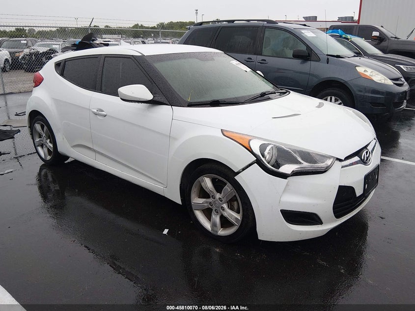 Vin: kmhtc6ad9du119586, lot: 46308917, hyundai veloster base w/gray 2013 img_1