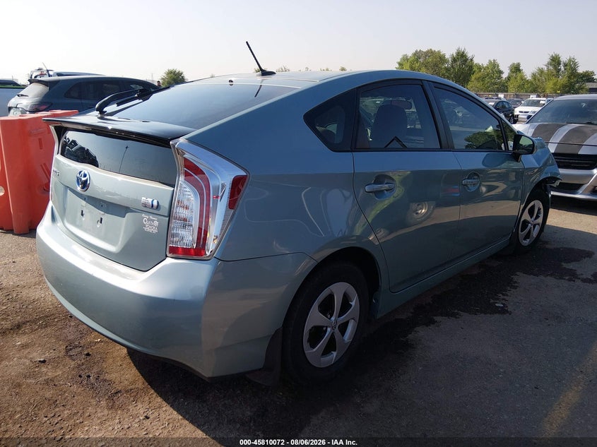 Vin: jtdkn3du0d1620145, lot: 46308918, toyota prius three 20134