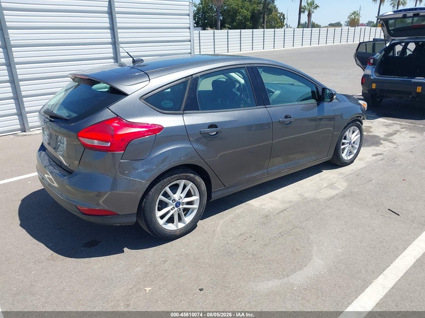 Vin: 1fadp3k23hl215031, lot: 46308920, ford focus se 20174