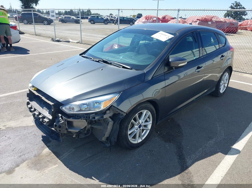 Vin: 1fadp3k23hl215031, lot: 46308920, ford focus se 20172