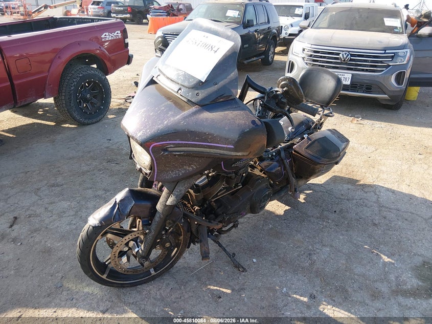 HARLEY-DAVIDSON FLHX 2025