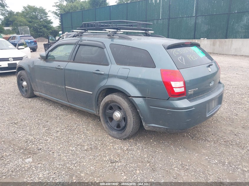 2005 DODGE MAGNUM auction photo 3
