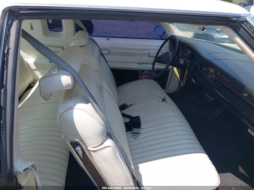 1975 OLDSMOBILE TORONADO auction photo 5
