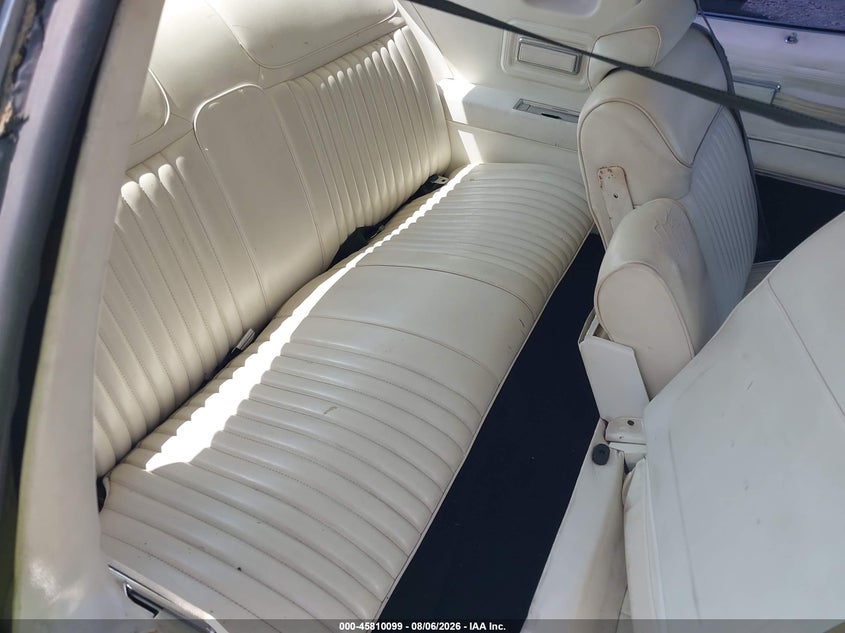 1975 OLDSMOBILE TORONADO auction photo 8