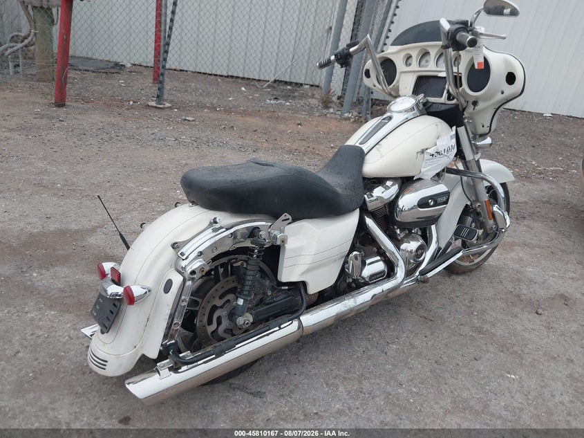 2019 HARLEY-DAVIDSON FLHX auction photo 4