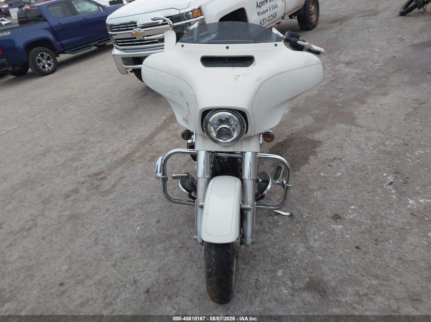 2019 HARLEY-DAVIDSON FLHX auction photo 5