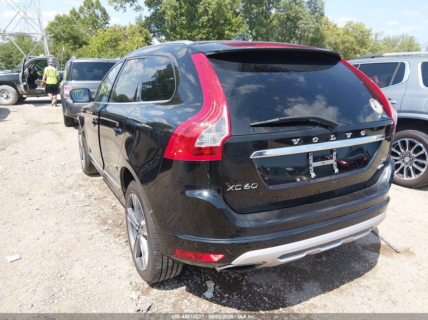 2017 VOLVO XC60 auction photo 3