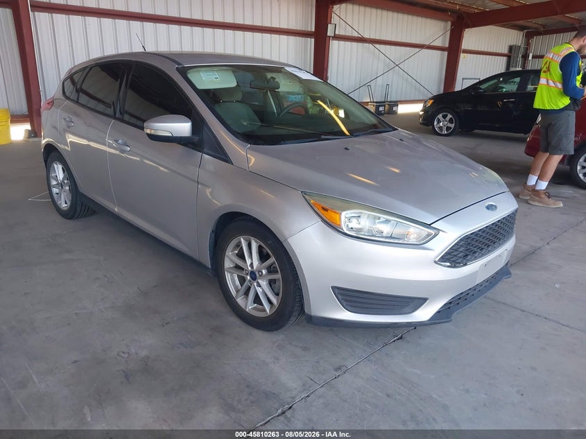 Vin: 1fadp3k23hl214977, lot: 46309109, ford focus se 2017 img_1