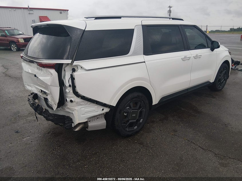2026 KIA CARNIVAL MPV HYBRID auction photo 4