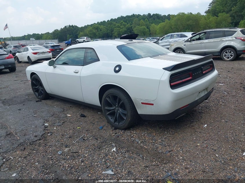 2017 DODGE CHALLENGER auction photo 3