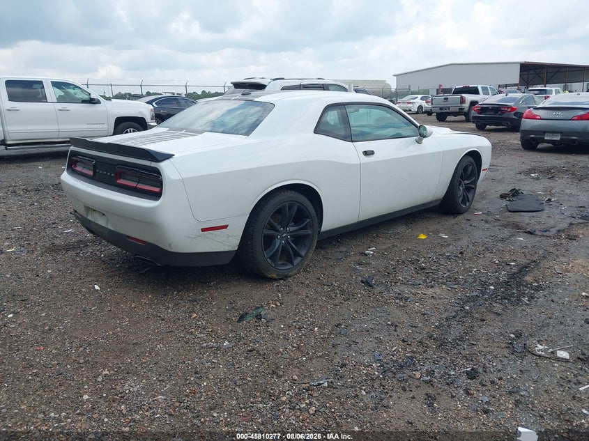 2017 DODGE CHALLENGER auction photo 4