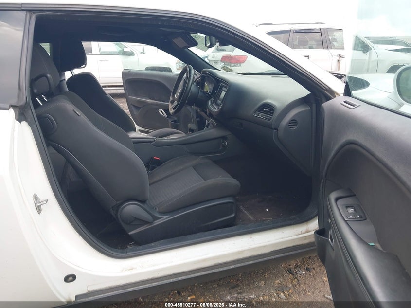 2017 DODGE CHALLENGER auction photo 5