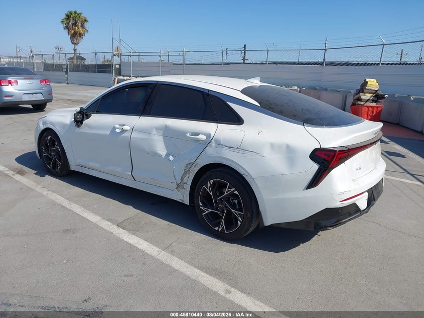 2025 KIA K5 auction photo 3