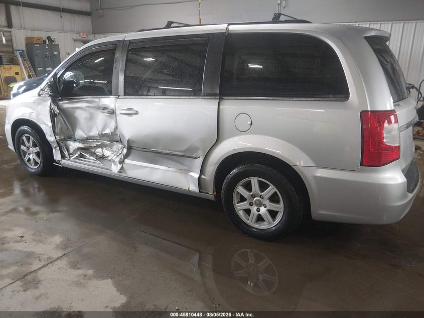 Vin: 2a4rr5dg6br701601, lot: 46309294, chrysler town & country touring 20113