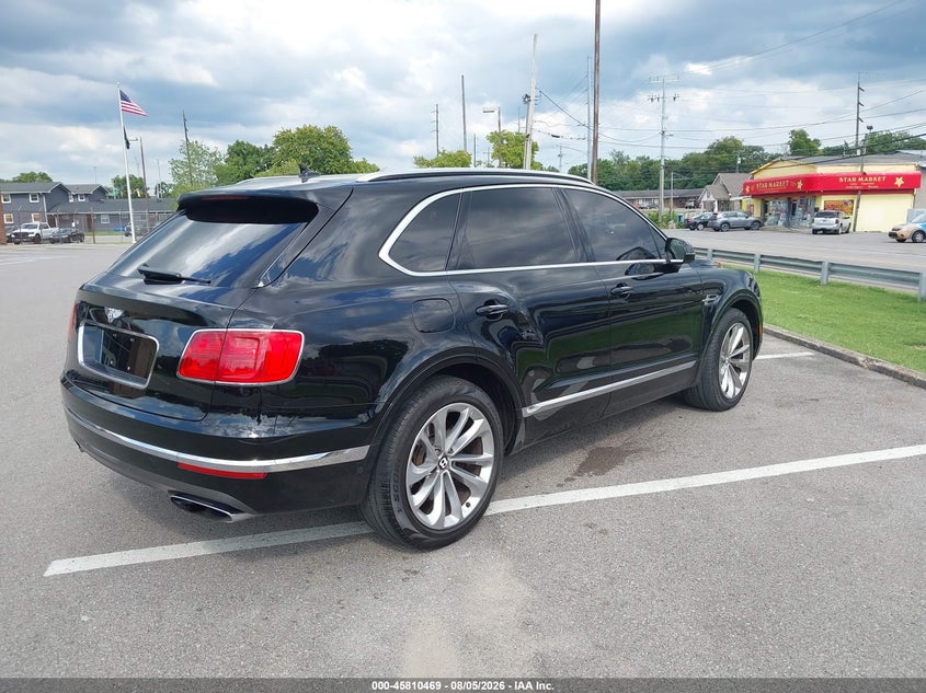 2017 BENTLEY BENTAYGA auction photo 4