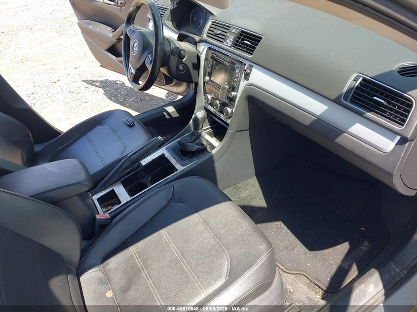 2012 VOLKSWAGEN PASSAT auction photo 5