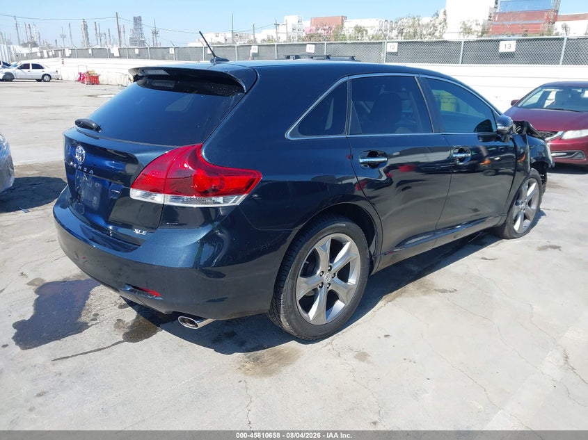 2014 TOYOTA VENZA auction photo 4