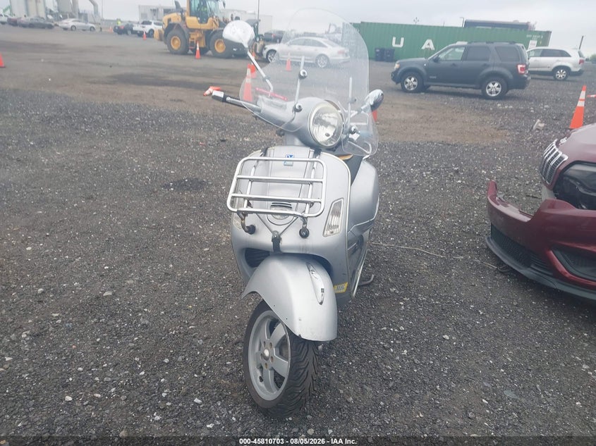 2007 VESPA GTS auction photo 5
