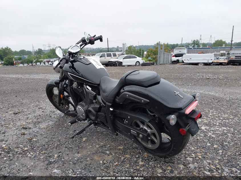 YAMAHA XVS1300 2013