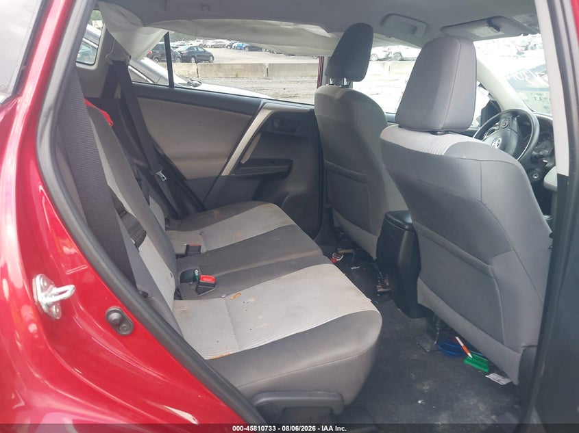 2014 TOYOTA RAV4 auction photo 8