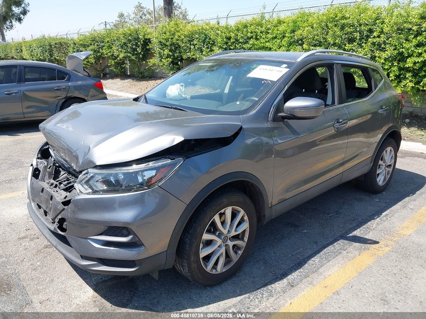 Vin: jn1bj1cv7lw257874, lot: 46309585, nissan rogue sport sv fwd xtronic cvt 20202